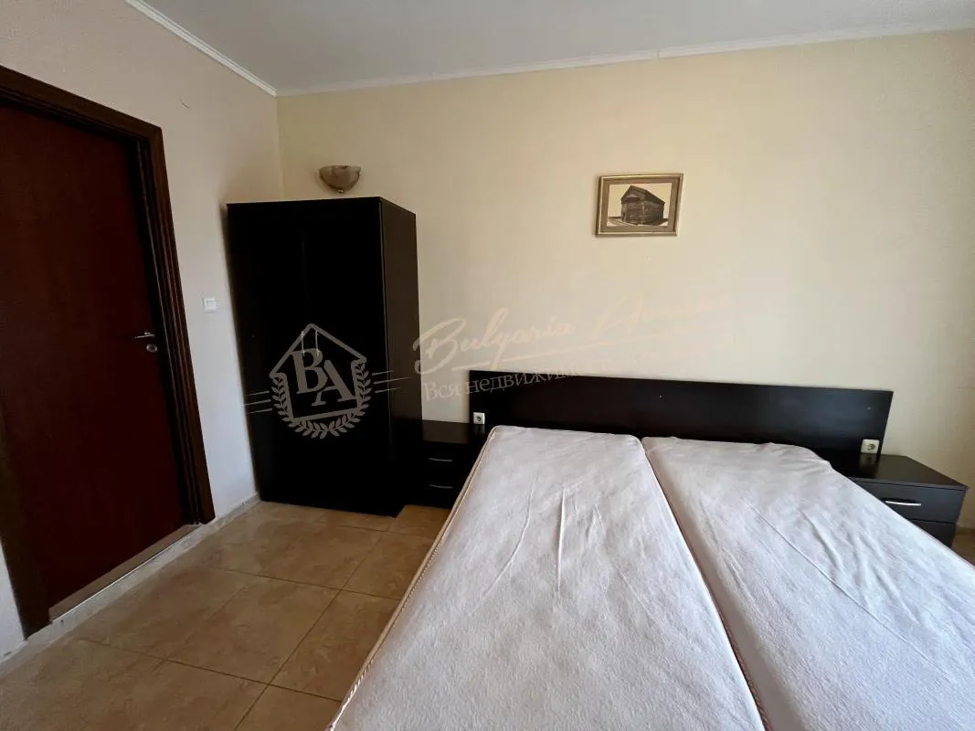 Трехкомнатный апартамент с прекрасным видом на территорию комплекса - Аполлон 5, Равда