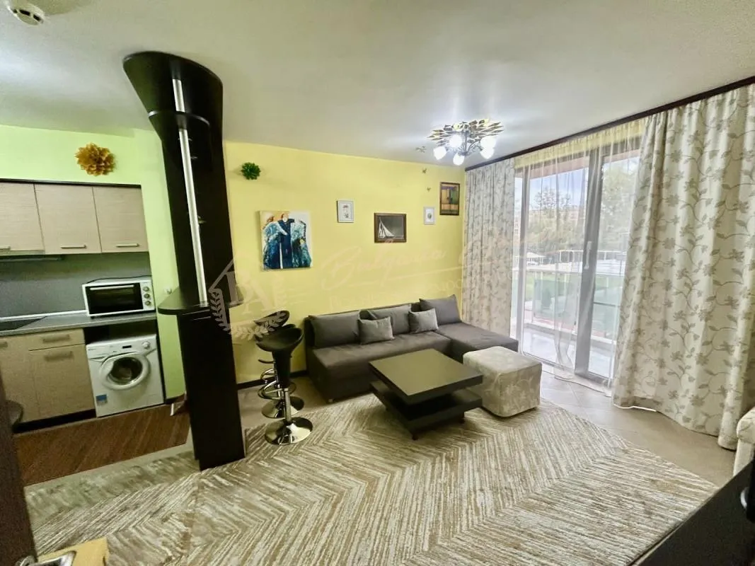 Теплый уютный двухкомнатный апартамент в комплексе "Тарсис", Солнечный берег