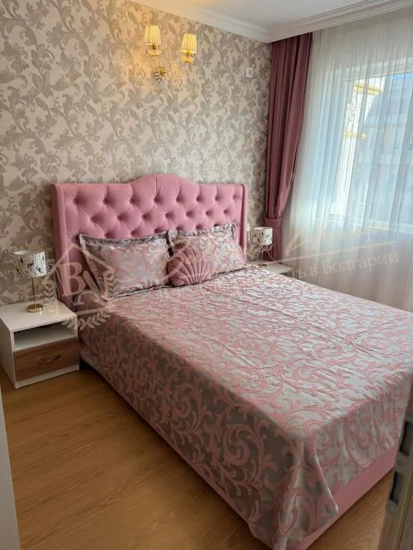 Апартамент с 1 спальней в к-се Sweet Home 6 Солнечный берег