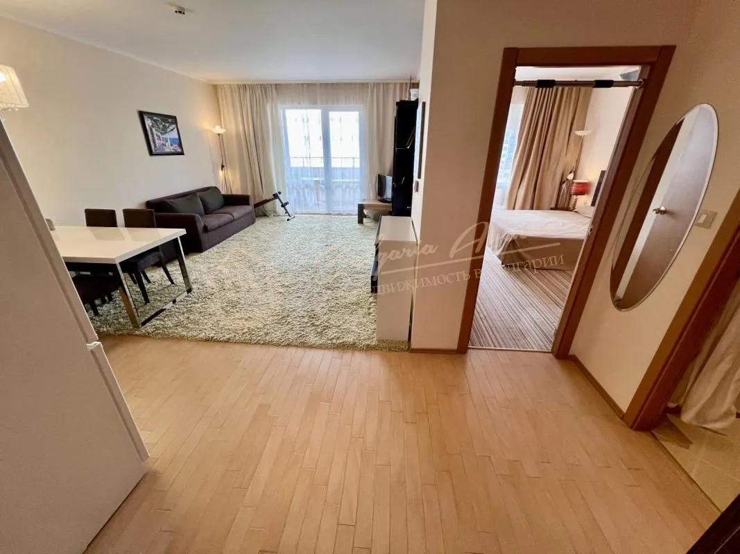 Квартира с огромной террасой и потрясающим видом на море в Majestic, Солнечный берег