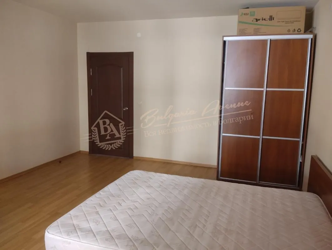 Двухкомнатная квартира в великолепном комплексе "Иглика", Золотые пески, обл. Варна. Всего 200 м до моря!