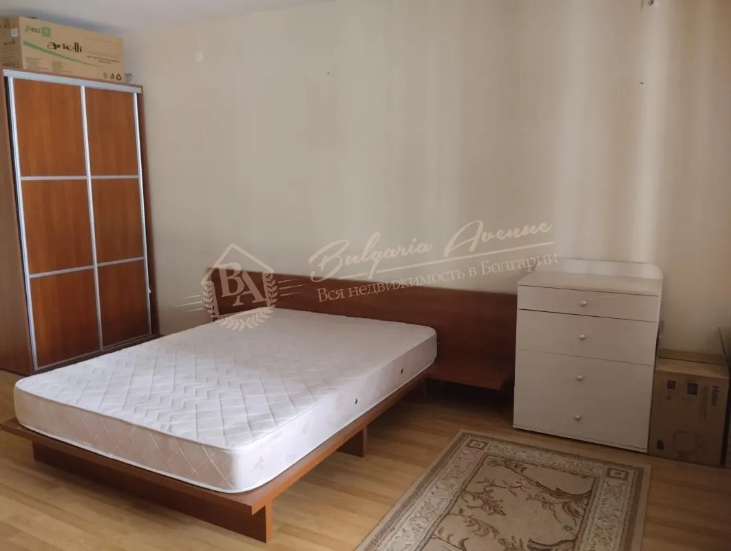 Двухкомнатная квартира в великолепном комплексе "Иглика", Золотые пески, обл. Варна. Всего 200 м до моря!