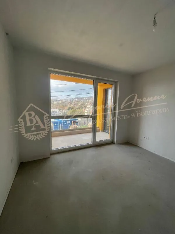 Двухкомнатная квартира в новом комплексе на этапе строительства в г Варна. Вид на море и горы!